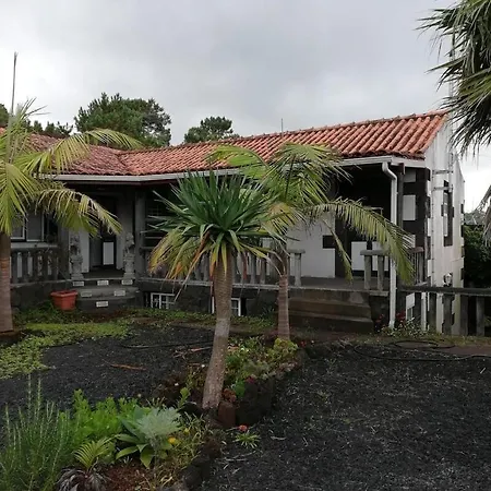 Quinta Palmeiras, 2 *